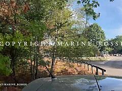 Loira Francesa Amadora Levou Pau Forte de Estranho na Parada de Estrada