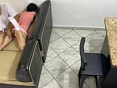Joven latina engañada para un anal hardcore por su tío tramposo