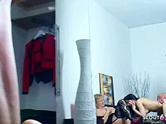 Waduh, Gue Nervous Banget... Threesome Pertama Gue Sama Pasangan Jerman Tua, Ngawinin Gue!