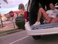 Helena Price Offentlig Flash Quest