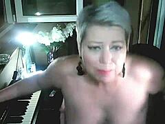 The wife's asshole is exposed for all to see. This blonde milf knows how to suck with skill.