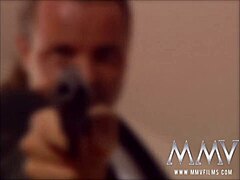 Rubia superb follada duro por polla peluda masiva