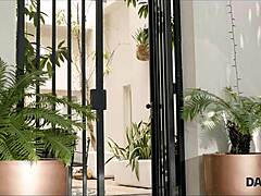 Ugh, ich brauch so dringend Geld, hab mit dem Vater meines Liebhabers geschlafen!