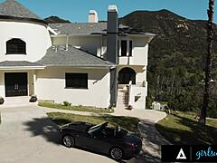 Francba, 18 éves csaj megdugja a zsarut, hogy elkerülje a nyilvános szeméremsértést!