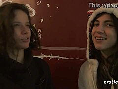 Halutko katella italialaisia tyttöjä suutelemassa kylpylässä?