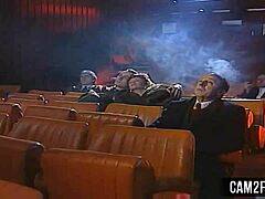 Hard Cinema F70 liefert freie Anal-Gruppenaction in wilden Szenen