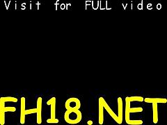 Ne morem nehati gledati teh 18-letnih kurbic, kako sesajo in fukajo