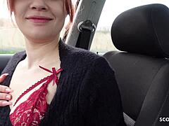 Német felderítő felszedi a pici 18+ vörös hajú Lizzy Rose-t vad kültéri casting baszáshoz