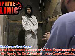 Di Balik Layar Bareng Alexandria Wu Pakai Gaun Seksi