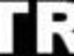 Латино милф мащеха Кристиана Син с голям задник бива пробита от младия доведен син Хуан