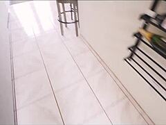 La mère chaude de mon pote avoue son crush sur moi partie 1 avec Paris Knight