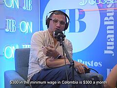 Florizqueen jouit fort sur machine à sexe en podcast