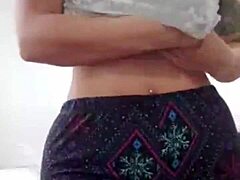 Periscope Girl Teases Horny Webcam Fans with Adorable Moves