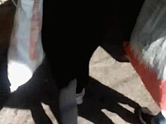 i saw those hot milf asses on the streets agains