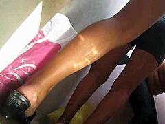 Chola Spied Under The Locker Room