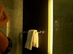 fresh honey craves hard dick 😏