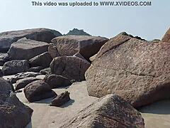 fui na praia com meu amigo e acabei transando com ele em público no xvideos red lipe louco