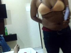 myanmar girl giving blowjob 😍