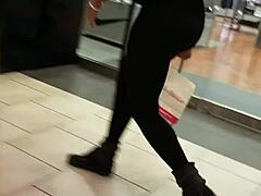 Mondawmin ass in leggings shop 😍