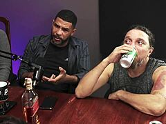 Me and tigresavip chat with pornstars myllena rios and leo ogro 'bout sex stuff.