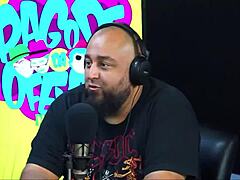 Adriano didn't pay with the guys?