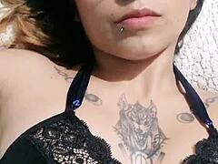 Latina Morena Culona Shows Off Sexy Curves