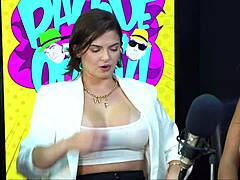 ela voltou novinha safada com peito gostoso pra me dar o cu - white fairy, quer mais?