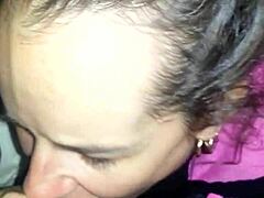 Girlfriend sucking cock