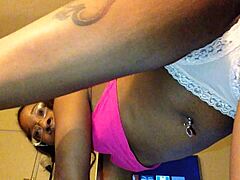 Fat pussy twerking on your face like crazy 😏