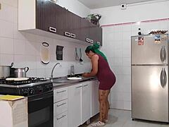 watching my stepmom's big ass while she cleans, i start masturbating