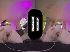 Carly Rae Summers As Ivy Valentine In VR Cosplay