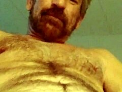 Tell me, what inspires you to explore solo moments like this?