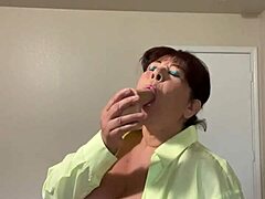 Me caliente para ti, pussy and tits massage session