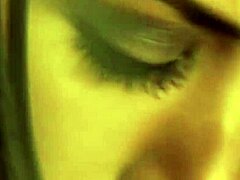 Bollywood Babe Enjoys Dirty Exhibition!