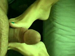 amateur wife wraps up footjob with creampie and green toenails