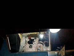 Amigos argentinos chupan polla en trío lamiendo coño