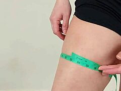 i'm this sexy muscle girl at the gym, athletic blonde bodybuilder milf with muscular fitness