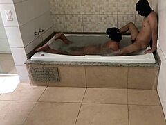 Damn, Sucking That Tasty Cock in the Hot Tub!