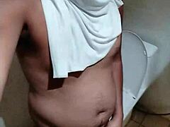 Mature Woman Masturbates Intensely