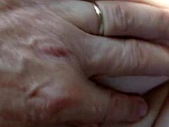 Trimmed Pussy Mature Amateur Cum