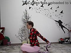 European beauty dominates in sensual yoga lesson
