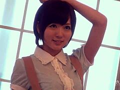 Yu Asakura debuts in exclusive original blowjob scene