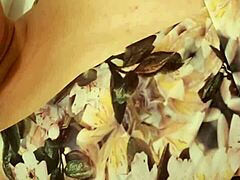 Novinha Gemendo Gostoso - Parte 1