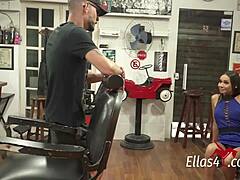 novinha walking by, i invited her for sex and she came eagerly