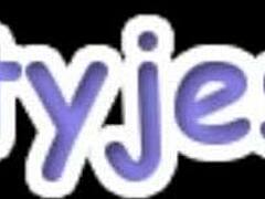 hey hot mature milf twerkin that big ass on webcam for us