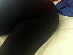 Pawg jiggles in tight leggings