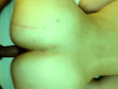 Amateurs Kissing With Big Cock