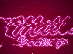 Novinha Não Consegue Com Insônia Se Masturbando E Desejando Rola