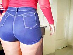 Madrastra Latina De Gran Culo - Folla A Su Hijastro Pendejo