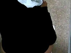 Highly Detailed Descriptive Amateur Video of Real People in Everyday Situations